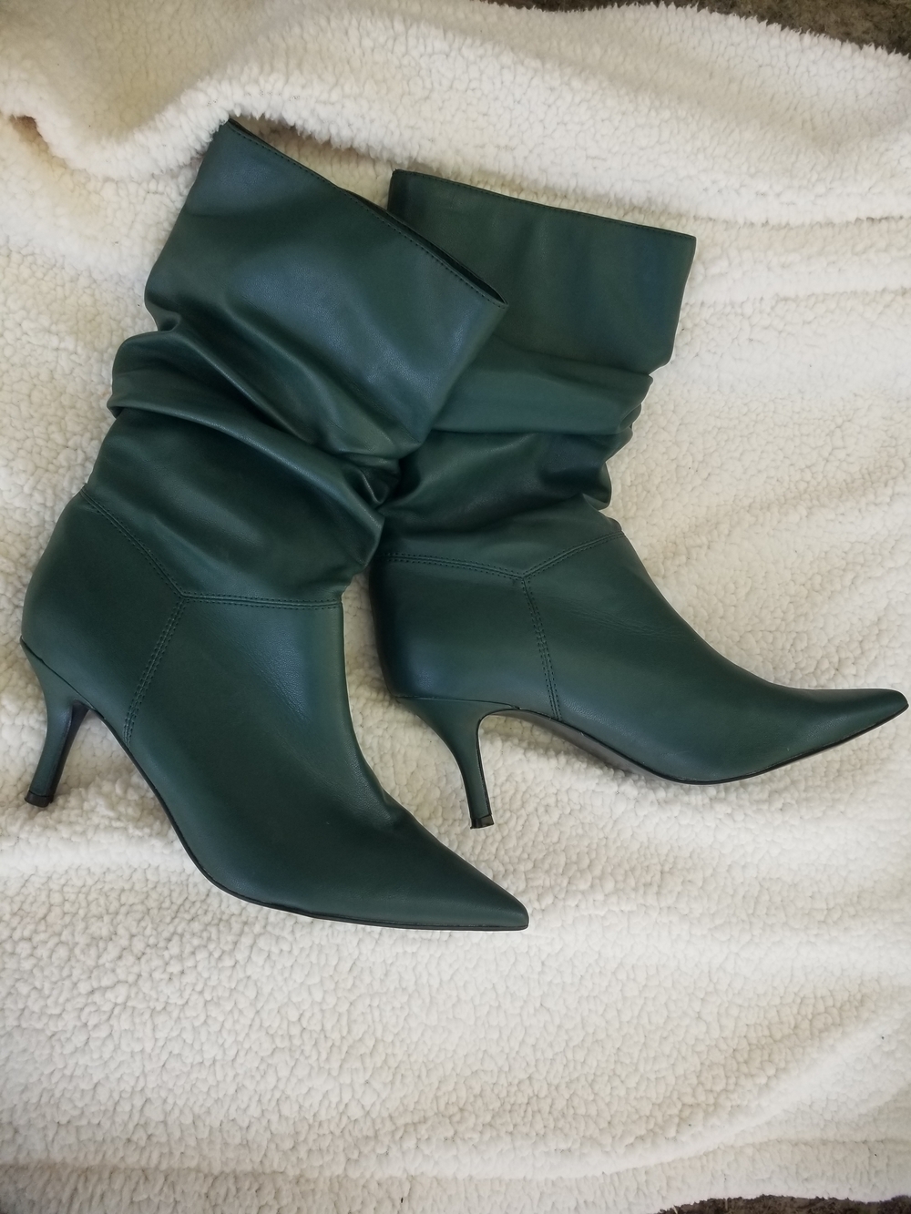 Women’s Pointed-Toe Dark Green Marc Fisher Boots - Picture 2 of 5